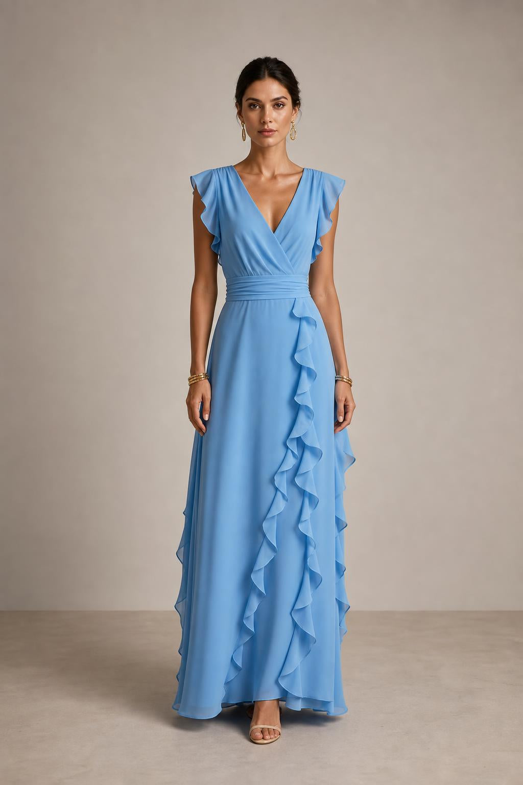 Vestido largo de gasa con volante en cascada en color azul cielo